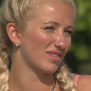 Unbeliebt nach "Love Island": Lena ist das komplett egal!