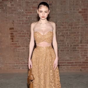 Leni Klum zieht bei der Fashion Week alle Blicke auf sich