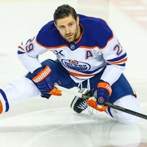 Deutscher Eishockey-Star Leon Draisaitl liebt Schauspielerin