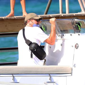 Feiert Leonardo DiCaprio schon wieder mit mehreren Ladys?