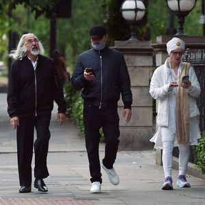 Waren Leo DiCaprio und Gigi etwa mit seinen Eltern essen?