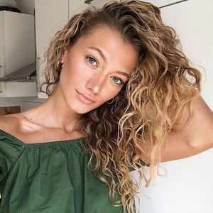 Zu unbekannt? Die DSDS-Jurorin Leony nimmt Hate mit Humor