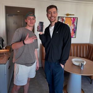 Fanboy-Moment: LetsHugo trifft auf YouTube-Ikone MrBeast