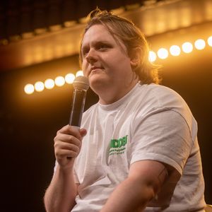 Einjährige Pause: Lewis Capaldi plant offenbar sein Comeback