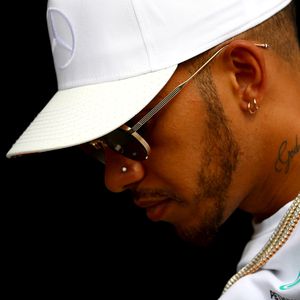 Rasante Liebe: Lewis Hamilton hat ein Herz für Angela Merkel
