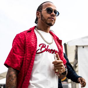 Rührende Geste: Lewis Hamilton schenkt krankem Kind Rennauto