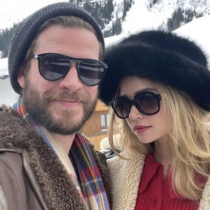 Seltener Anblick! Liam Hemsworth zeigt sich mit Freundin