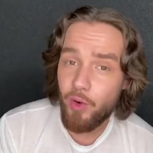 Kaum zu erkennen: Sänger Liam Payne trägt jetzt lange Haare