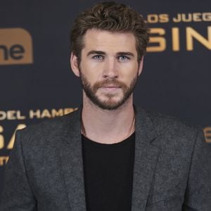 Teenie-Foto aufgetaucht: Liam Hemsworth mit verändertem Look