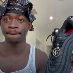 "Satan-Sneakers" mit Menschenblut: Lil Nas X verstört Fans!