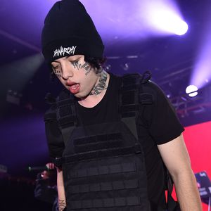 Nach wenigen Wochen: Hat sich Lil Xan etwa schon verlobt?