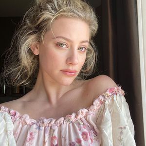 Lili Reinhart outete sich, um auch Frauen daten zu können