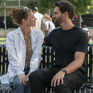 Für "Off Campus"-Fans: Lili Reinhart in neuer Buchverfilmung