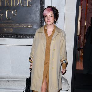 Lily Allen auf dem UK Elle-Cover