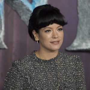 Lily Allen heizt Verlobungsgerüchte mit David weiter an!