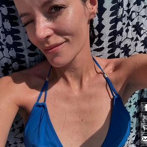 Sonnige Grüße: Lily Allen urlaubt mit Kids in Griechenland!