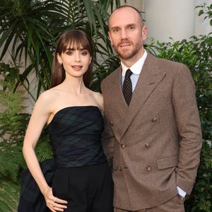 So verliebt: Lily Collins kuschelt sich an Charlie McDowell