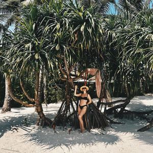 Nach Liebes-Aus: Lily James postet heißes Bikini-Foto!