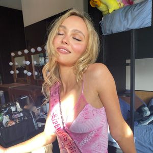 Während Johnny Depps Prozess: Lily-Rose feiert Geburtstag