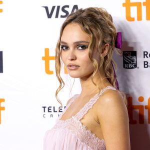 Lily-Rose Depp erzählt süße Geschichte über ihren Bruder