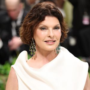 Acht Jahre Pause: Linda Evangelista war bei Met Gala nervös