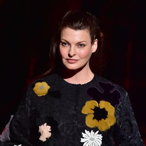 Trotz OP-Pfusch: Linda Evangelista lässt sich Botox spritzen