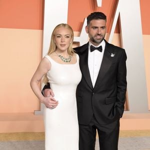 Lindsay Lohan hebt dank Ratschlag ihres Ehemanns nicht ab