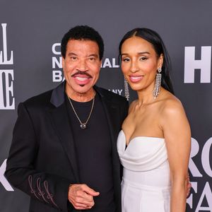 Selten: Lionel Richie turtelt mit seiner Lisa auf Red Carpet