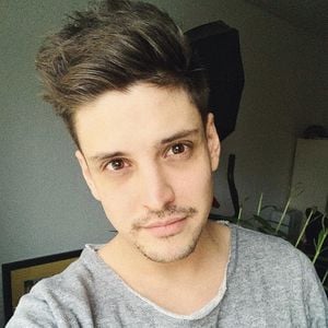 Feuerprobe: Jetzt dreht YouTube-LionT mit Freundin Katrin!