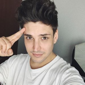 Nach drei Jahren: YouTuber LionT mit neuer Musik am Start!