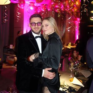Nach "Honey": Model Kim Hnizdo ist wieder glücklich vergeben