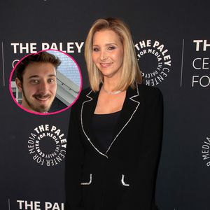 Selten: "Friends"-Star Lisa Kudrow teilt Foto von Sohn (23)