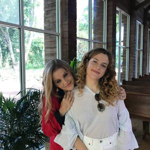 Kurz vor Tod: Lisa Marie Presley und Tochter Riley feierten