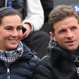 Nach Krisengerüchten: Lisa wirkt in Thomas Müllers Doku mit