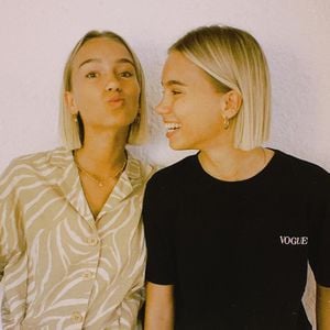 Lisa und Lena wollen weiterhin bei ihren Eltern wohnen