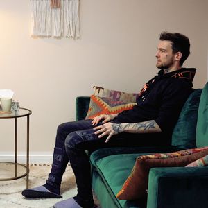 Neue Dokureihe: Eric Stehfest macht eine Psychotherapie