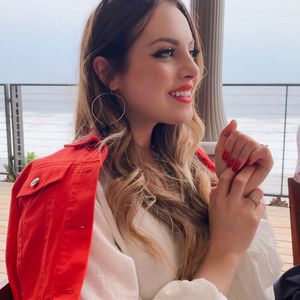 "So glücklich": "Dynasty"-Star Liz Gillies hat geheiratet!