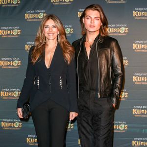 Bereut Elizabeth Hurley die Schauspielpause für Sohn Damian?