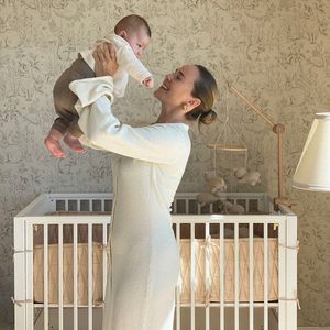 Drei Monate: Neu-Mama Liz Kaeber macht Loki Liebeserklärung