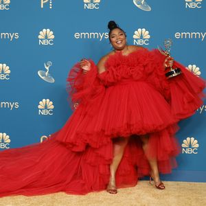 Erster Emmy für Lizzo: So emotional war ihre Dankesrede!