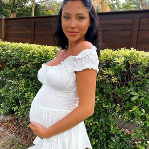 Der Name steht: Schwangere London Goheen gibt ein Babyupdate