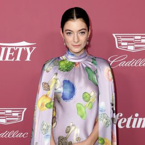 Lorde setzt trotz ihrer schweren Krankheit Medikamente ab
