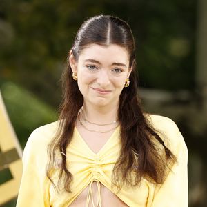 Huch! Lorde ist mit blonder Mähne kaum wiederzuerkennen