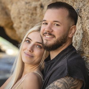 "Temptation Island"-Lagerfeuer: Loreen sieht erstmals Adam