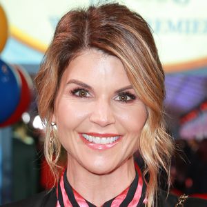 Uni-Skandal: Lori Loughlin fürchtet sich vor Gerichts-Urteil