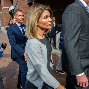 Folgen des Uni-Skandals: So schlecht geht es Lori Loughlin!