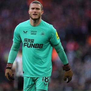 Wechsel besiegelt: Loris Karius sieht Fernbeziehung gelassen