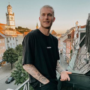 Nun mit Fremdflirt liiert? Sophias Ex Loris Karius klärt auf