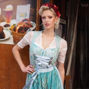 GNTM-Siegerin Lou-Anne überrascht mit sehr erschlanktem Look