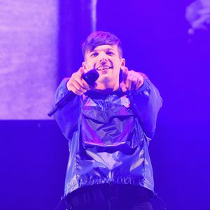 Rührend: Louis Tomlinson ehrt Manchester-Terror-Opfer!
